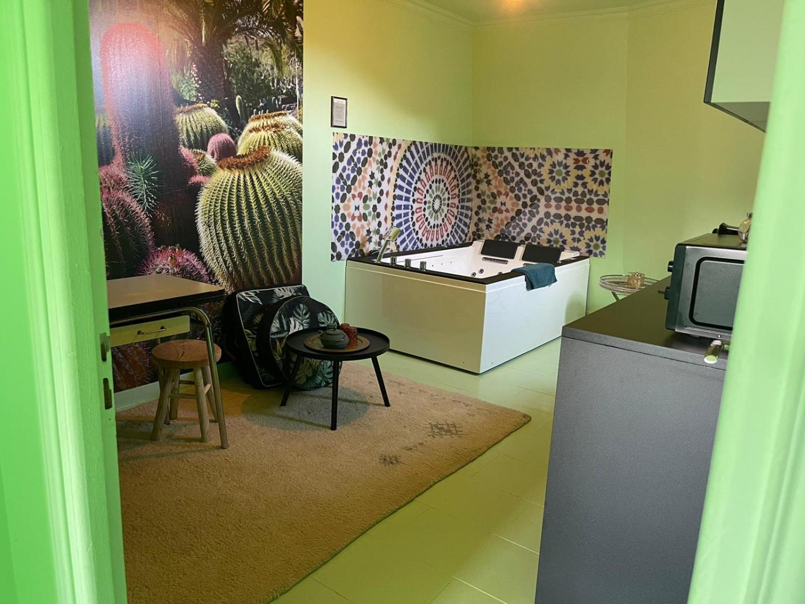 Апартаменты Luxury Magic Cactus Garden, Paris 0Rly Avec Jacuzzi Виньё-сюр-Сен Экстерьер фото